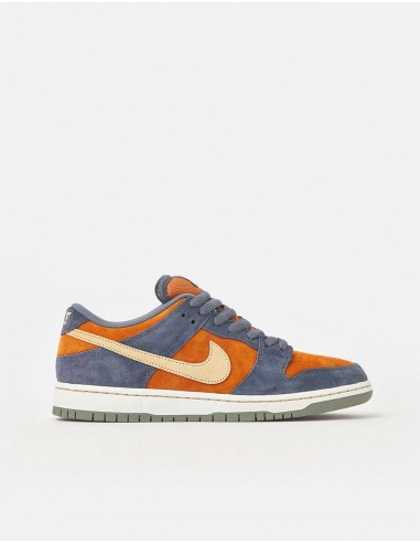 Nike SB 'Wildcard' Dunk Low Pro Skate Shoes - Light Carbon/Sesame-Monarch à prix réduit toute l'année