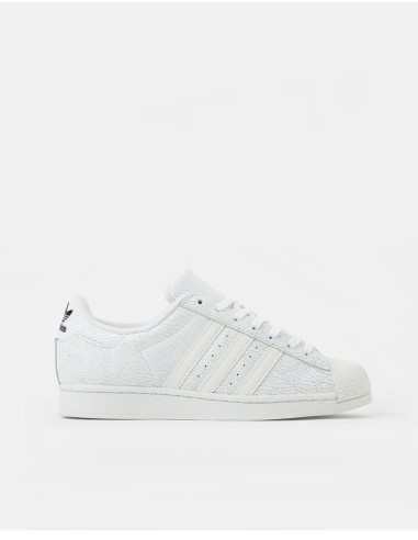 adidas x Vitoria Superstar ADV Skate Shoes - White/Core Black/White le des métaux précieux