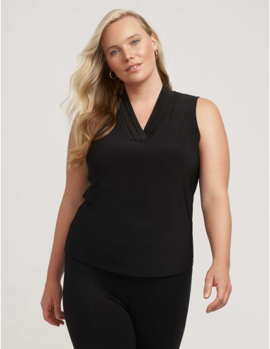 Plus Size Triple Pleat Top Voir les baskets